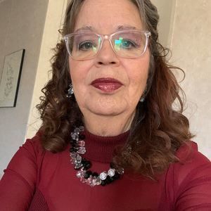 Meet your Posher, Cathy